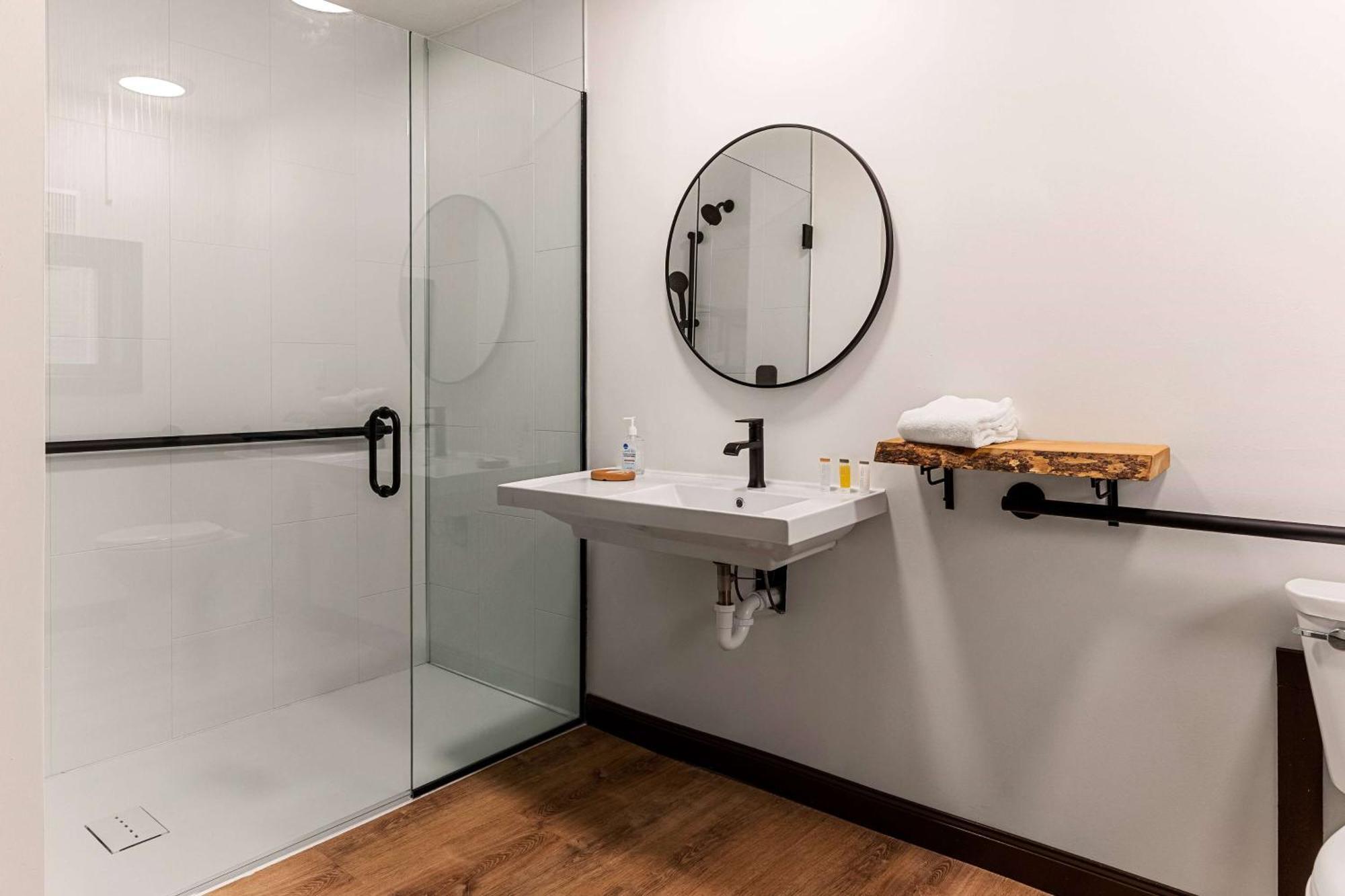Travelodge By Wyndham Emlenton Esterno foto