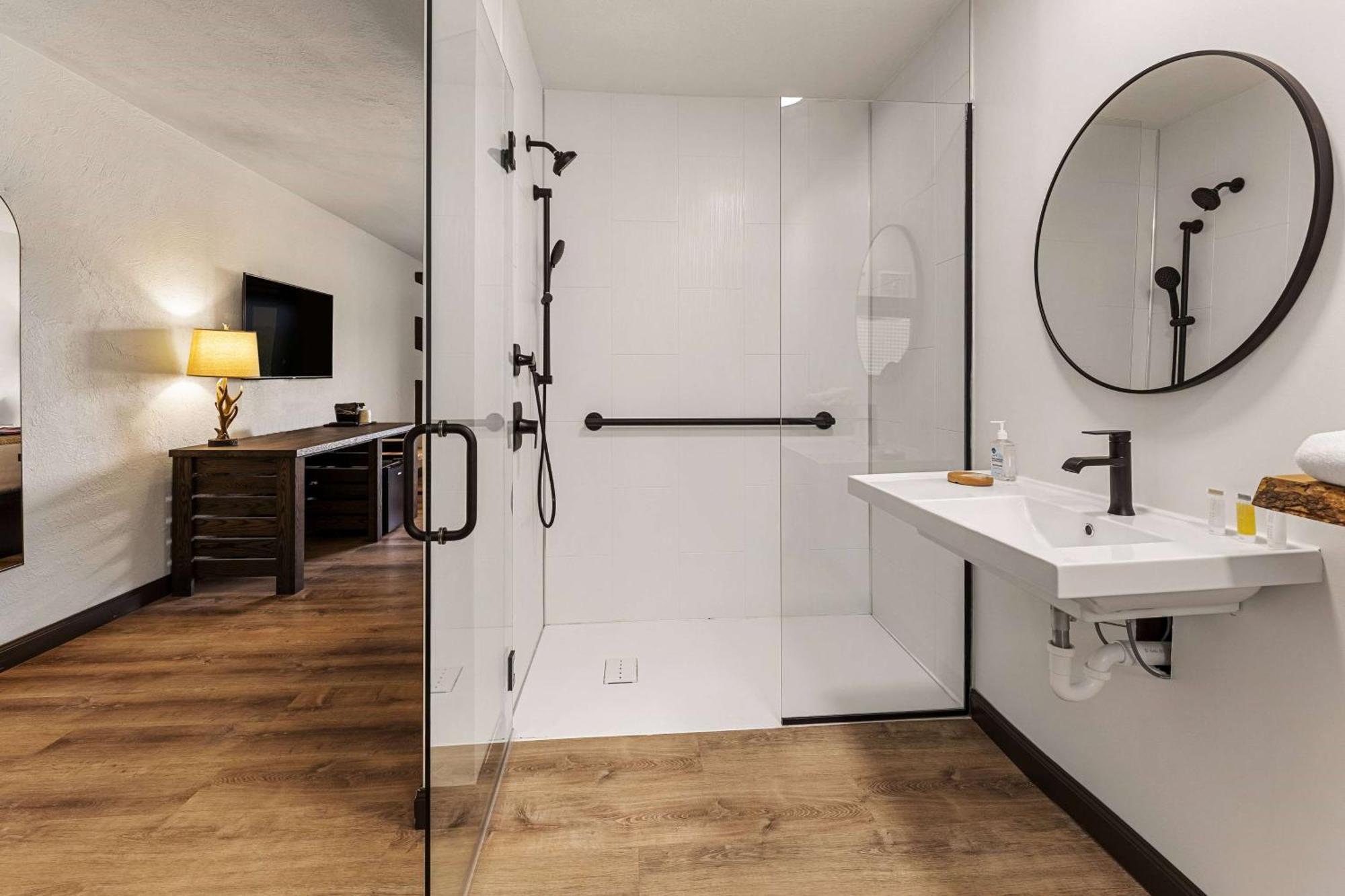 Travelodge By Wyndham Emlenton Esterno foto